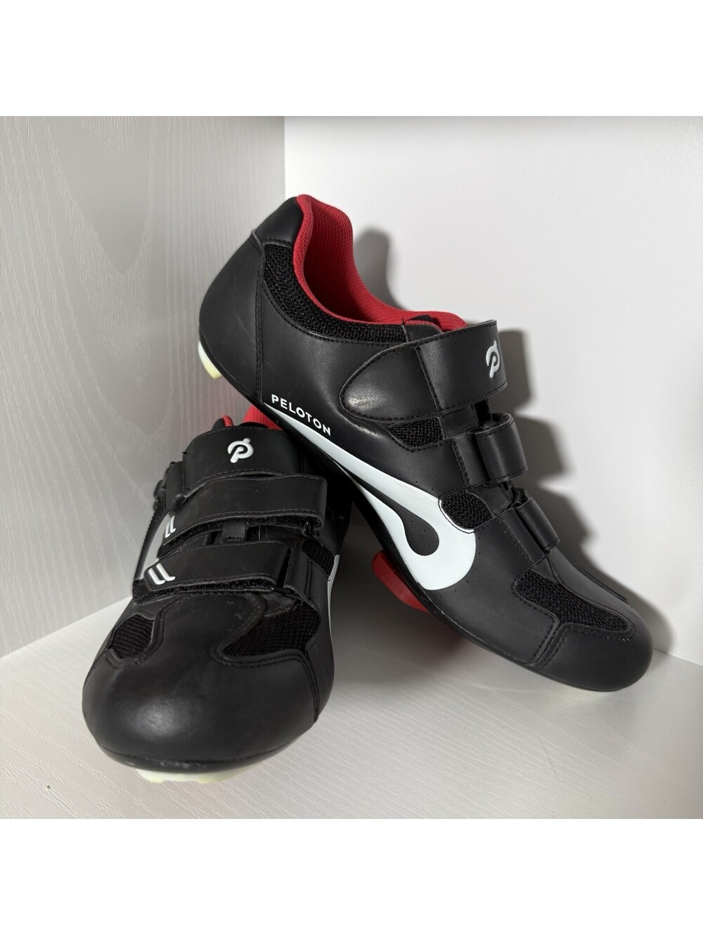 Peloton Cycling Shoes Size 46 Black Red 3 Strap Clip In Bike Shoes Cleats